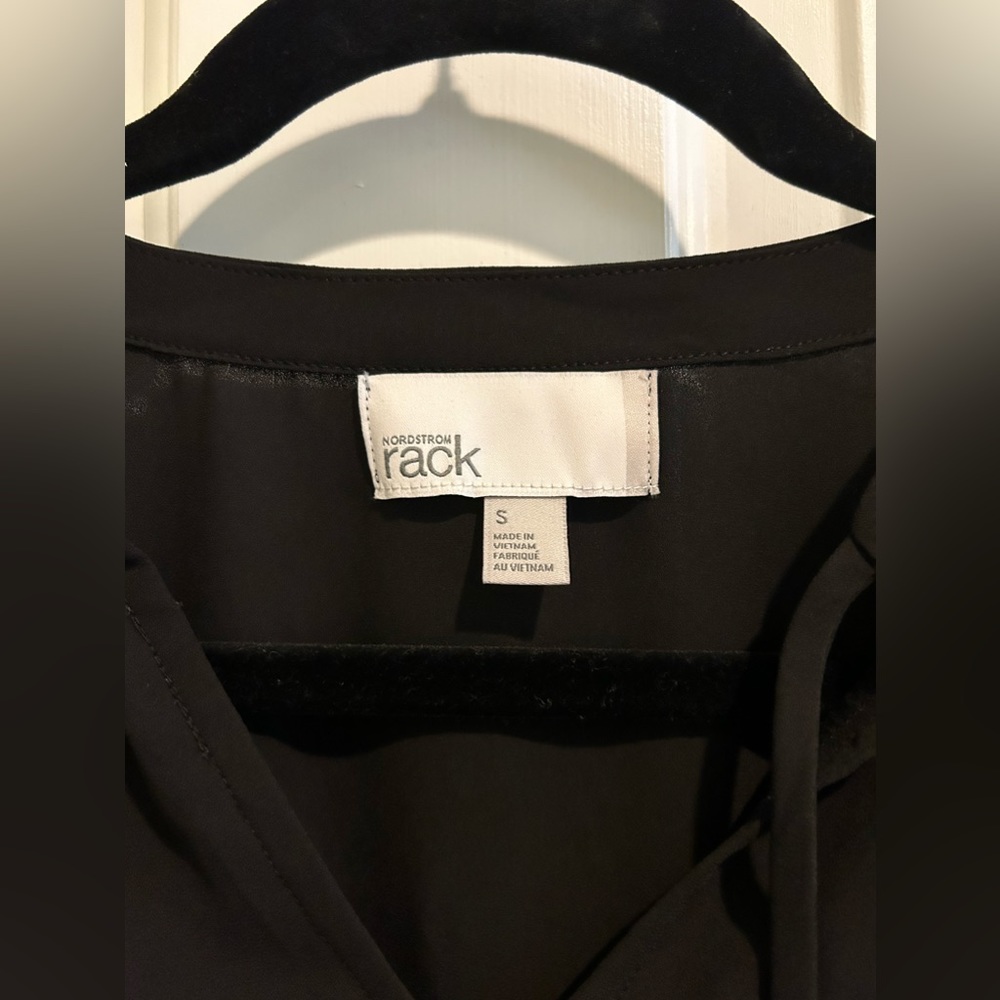 Nordstrom Rack Blouse - Picture 3 of 3